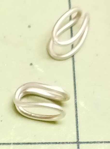 Judy Larson's Double Foxtail Chain - , Wire Jewelry Design, Making Chain, Chain Making , Loops, Wire Loop, Wrapped Wire Loop, Continue adding links